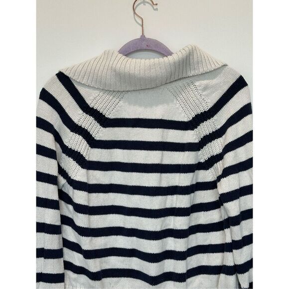 Abercrombie & Fitch White and Navy Striped Collared Sweater Size Small - Picture 5 of 8
